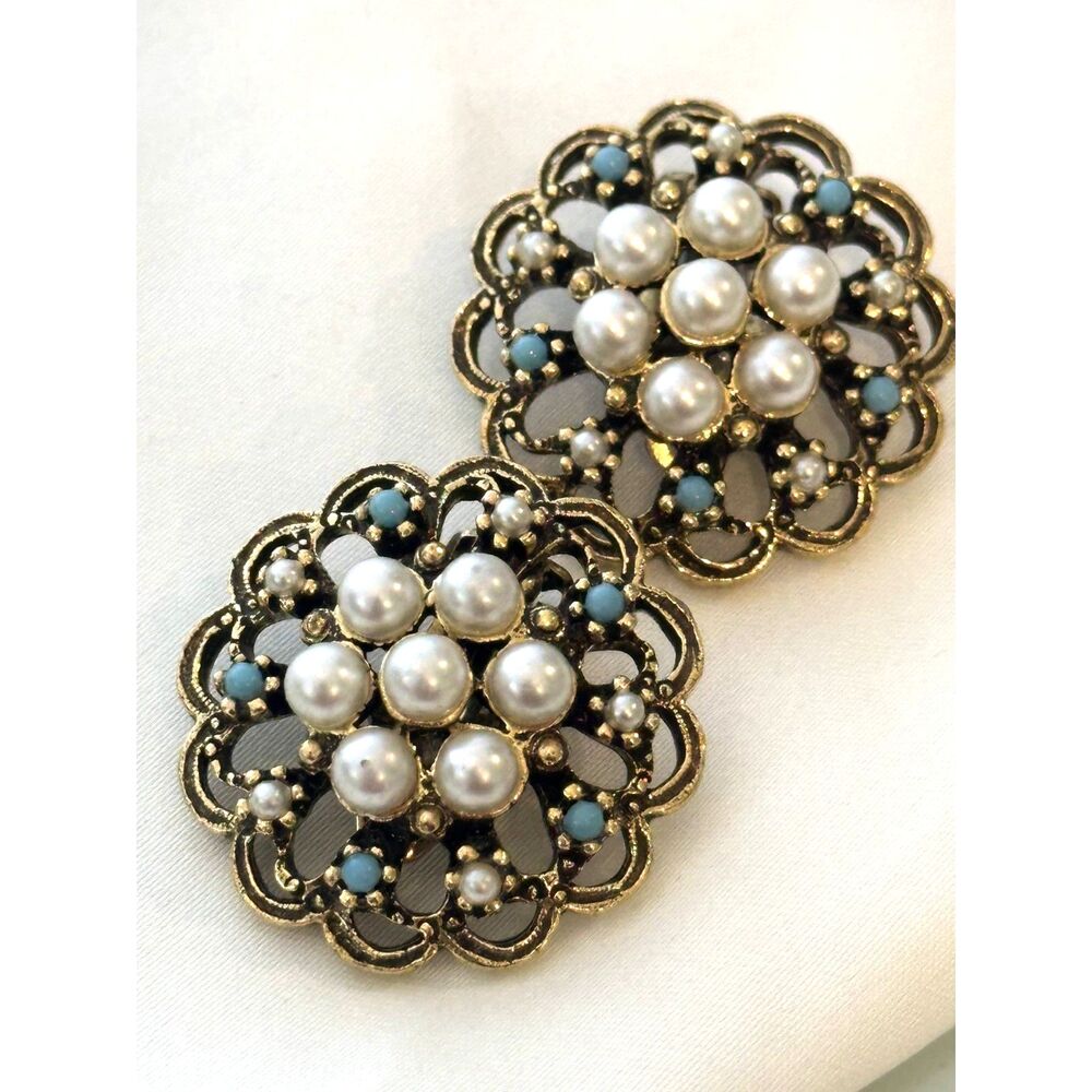Vintage Simulated Pearl Scallop Edge Filigree Clip On Earrings Coquette